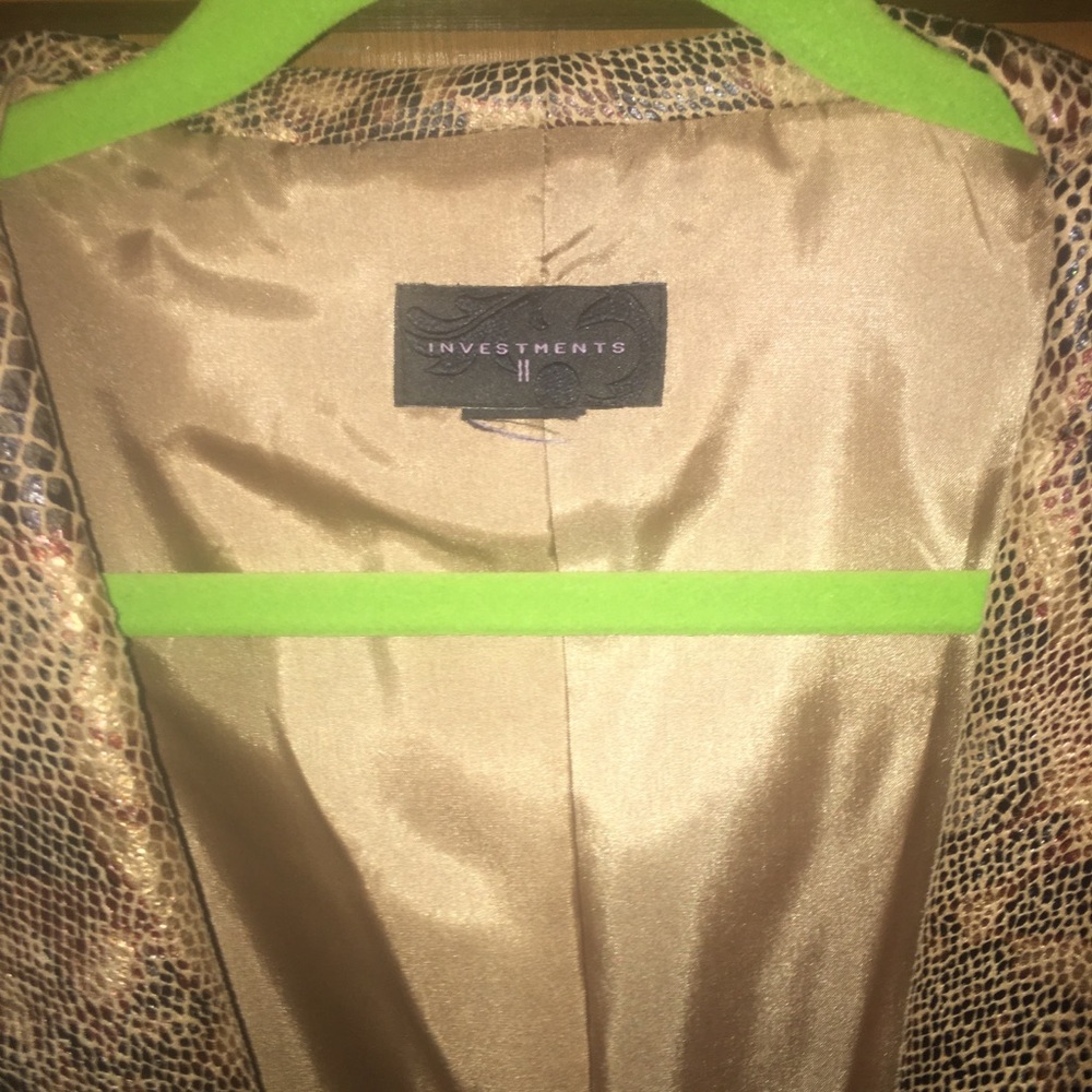 Jacket with snake skin pattern